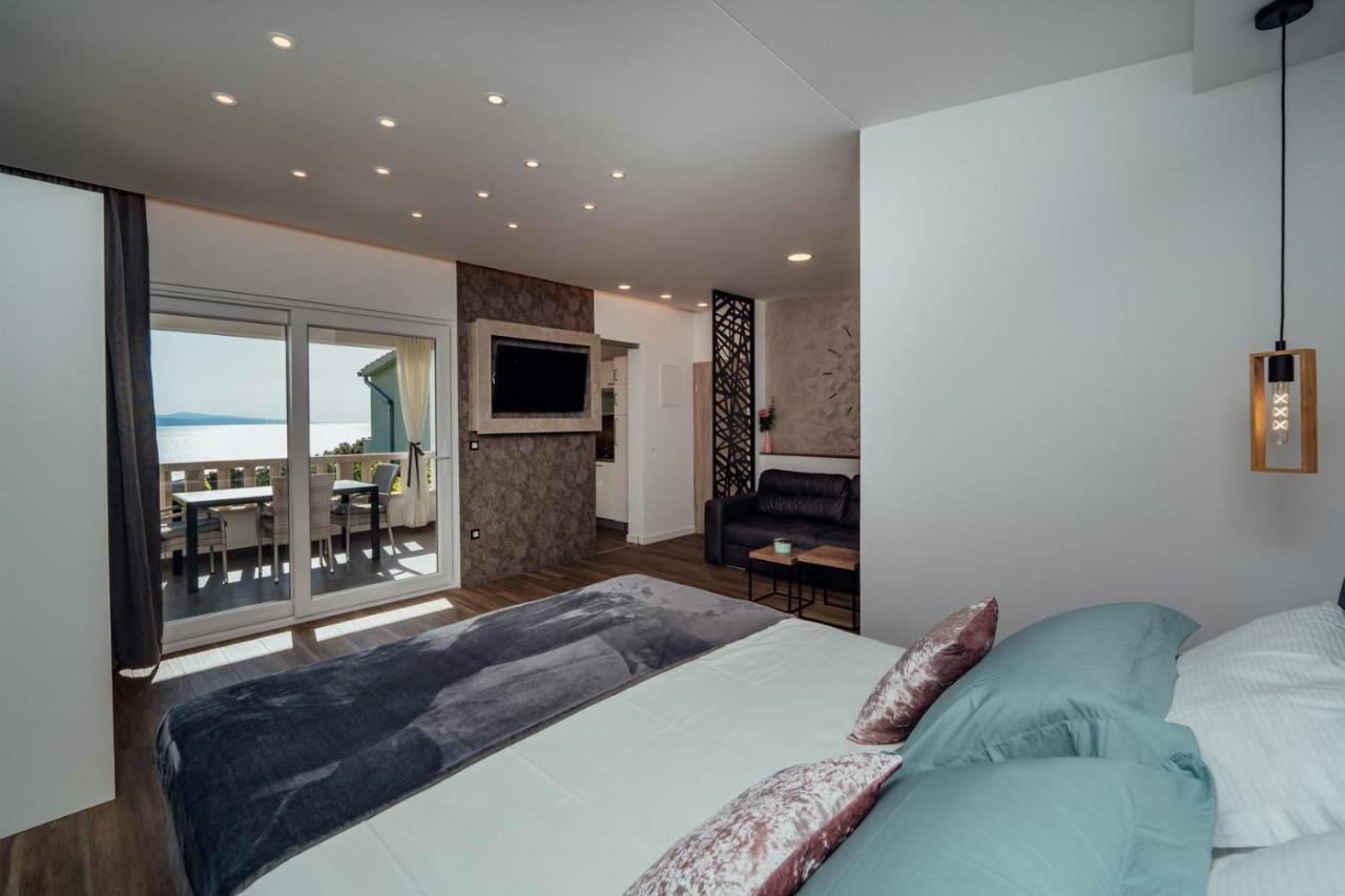 Tina Apartment *
